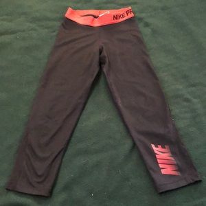 Nike crop leggings